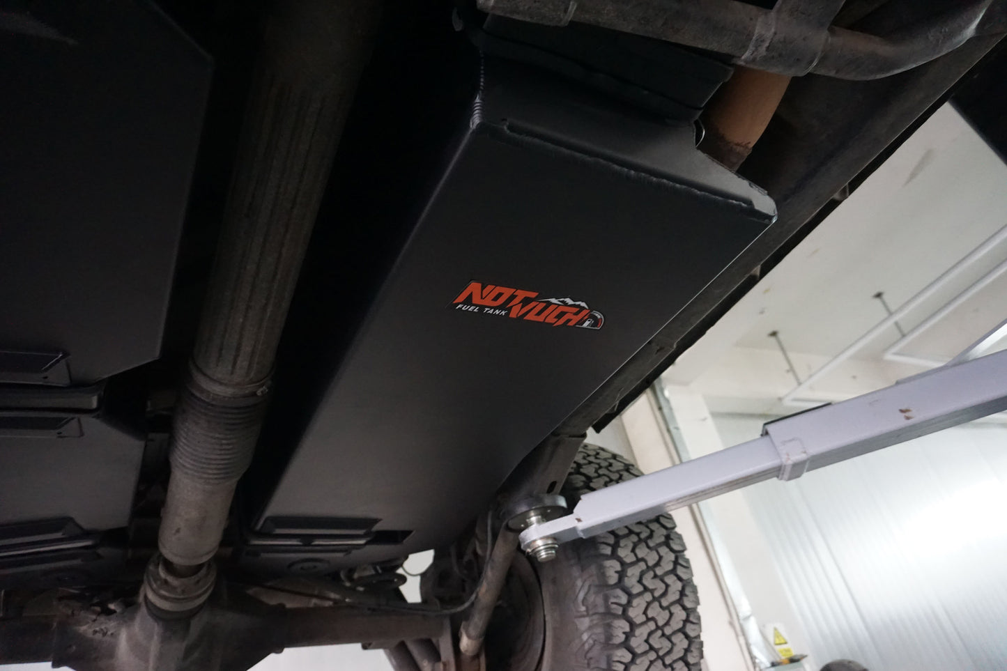 Fuken FK-NOTVUCH 70L Side Mount Auxiliary Fuel Tank — Fits 2012+ Jeep Wrangler JK 4-Door 3.6L Pentastar V6