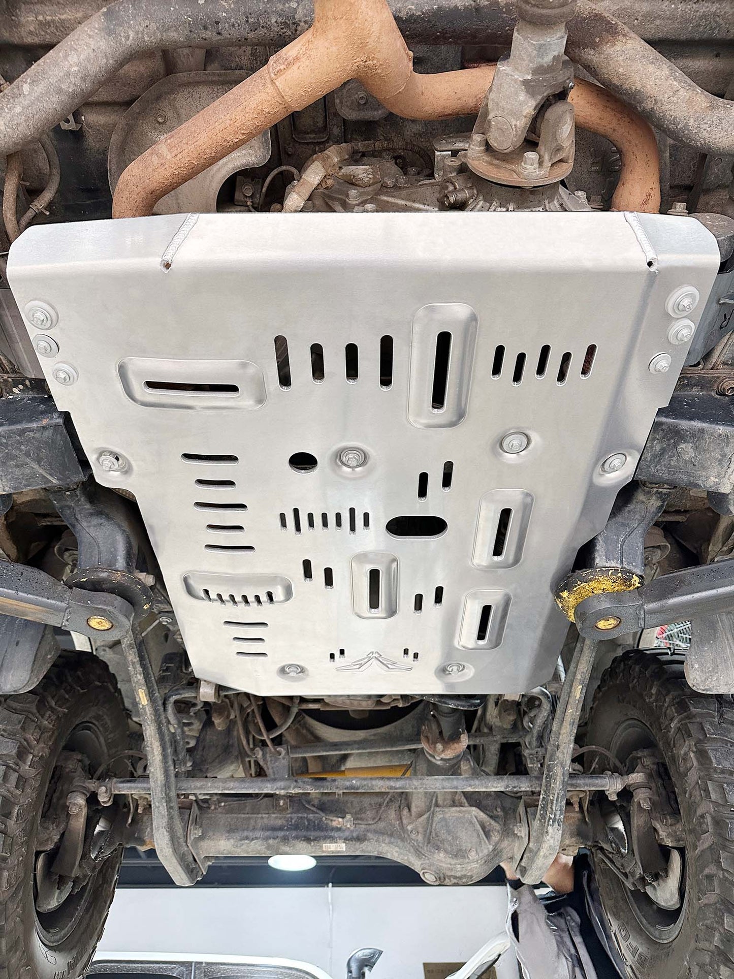 Fuken FK Al-Mg Alloy Engine & Transfer Case Skid Plate|TOYOTA LAND CRUISER 71/76/78/79(2015-Present)