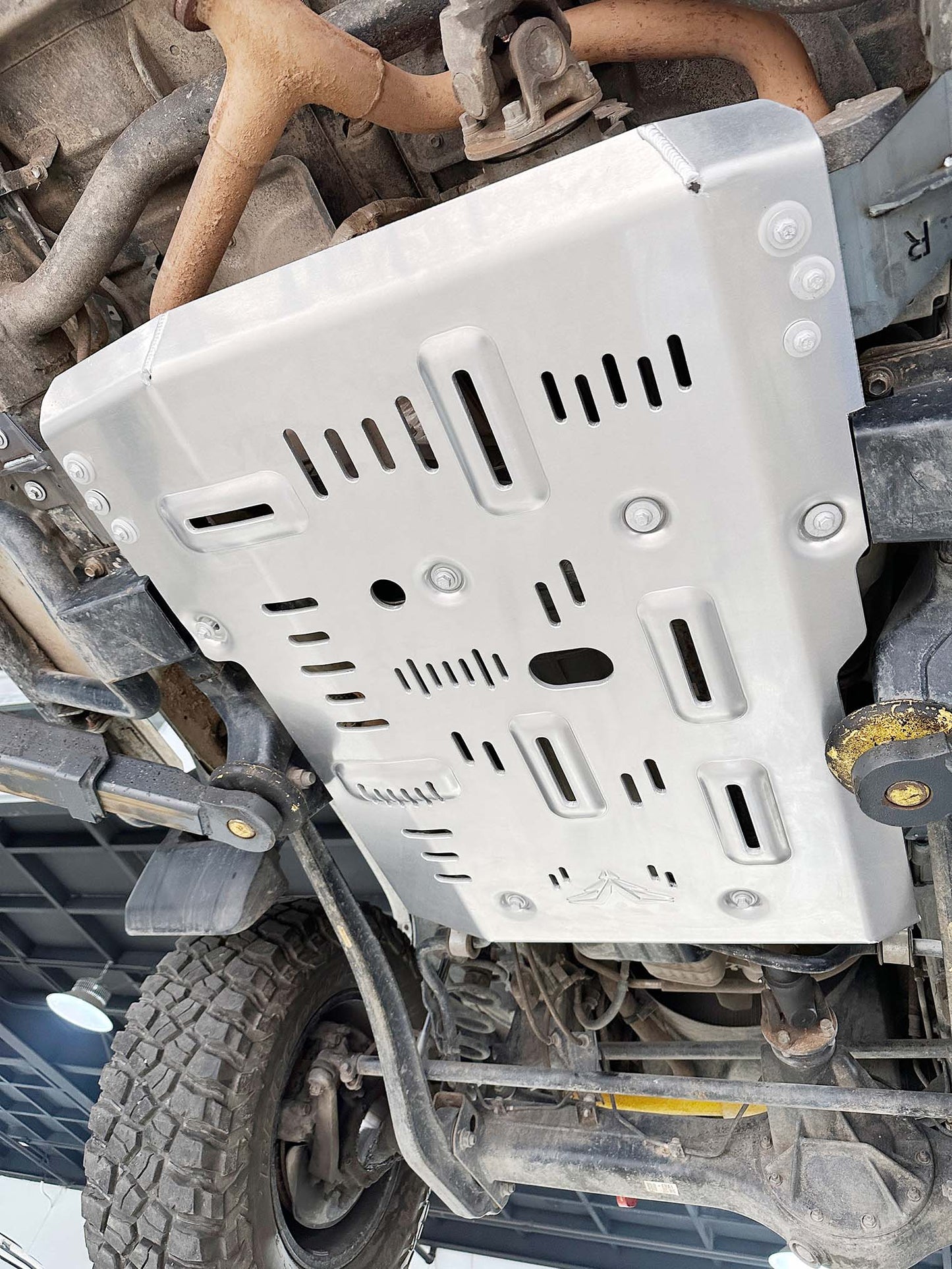Fuken FK Al-Mg Alloy Engine & Transfer Case Skid Plate|TOYOTA LAND CRUISER 71/76/78/79(2015-Present)