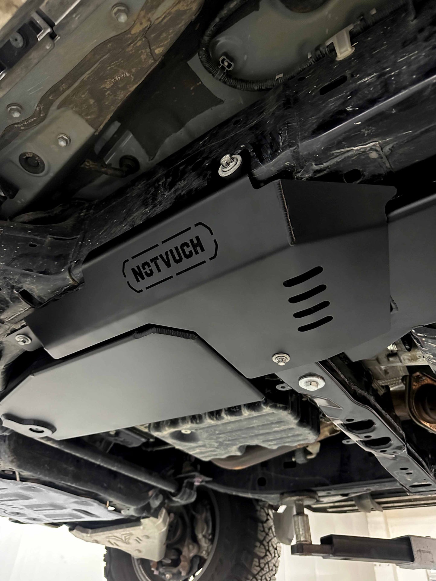 Fuken FK-NOTVUCH Auxiliary Fuel Tank | 45L (12 Gallon) for Land Cruiser 250