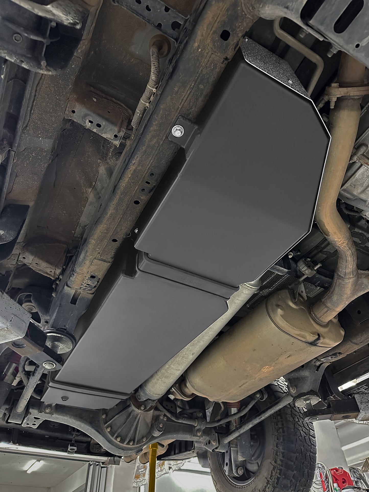 Fuken FK-NOTVUCH Replacement Fuel Tank | 132L (35 Gallon) for Toyota Sequoia